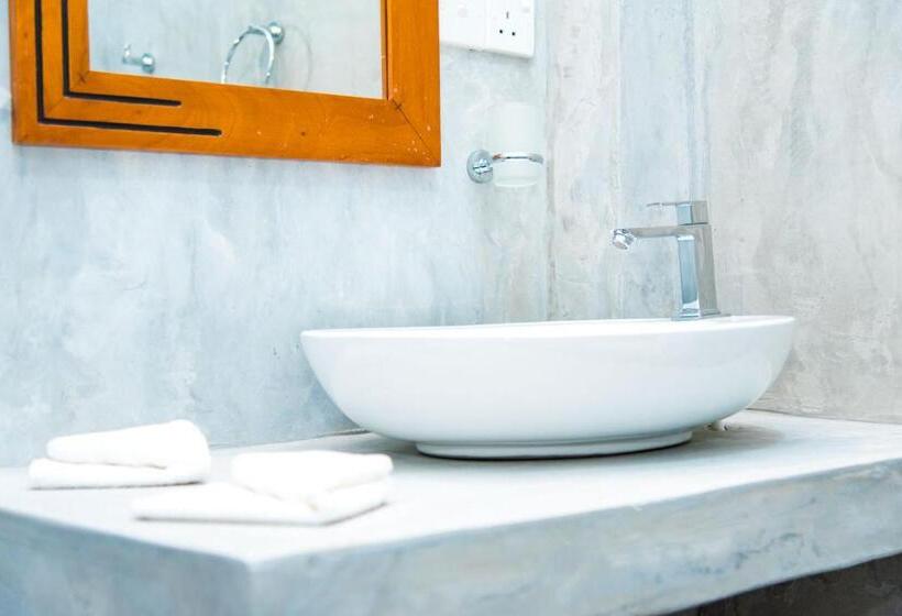 חדר משפחתי נוף לגינה, Inn Sea Horizon Ahungalla