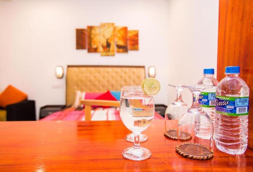 חדר משפחתי נוף לגינה, Inn Sea Horizon Ahungalla