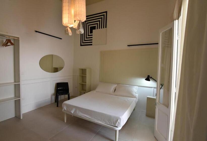 スタンダードルーム, Suite Artus