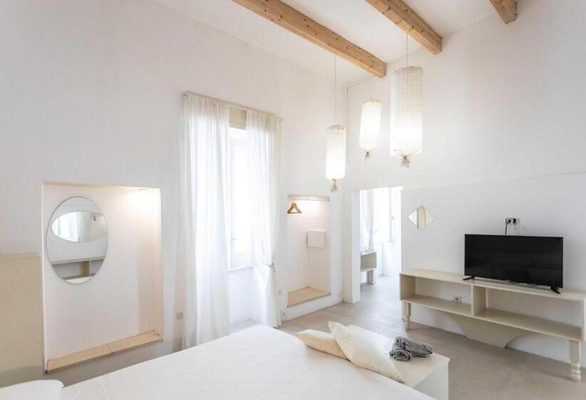 デラックスルーム, Suite Artus