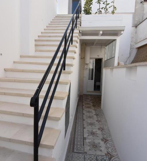 デラックスルーム, Suite Artus