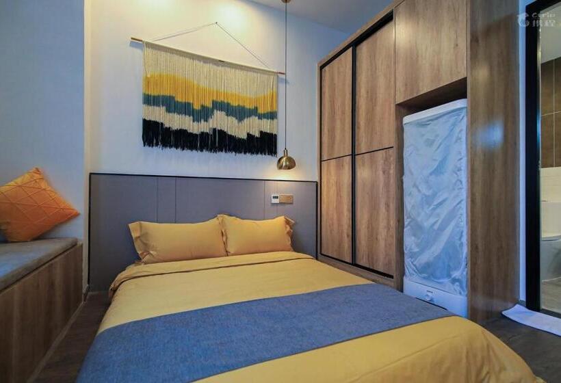 Quarto Superior, Ruiya Apart