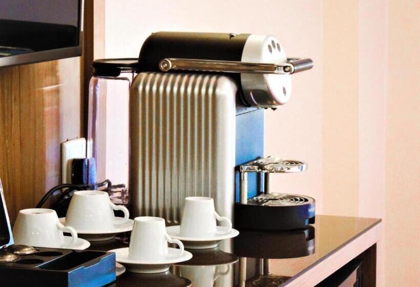 Президентский Люкс, Season Star Hotel Madinah