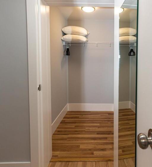 패밀리 스튜디오, Skylaranna Resort & Spa