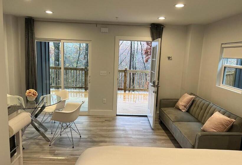 스탠다드 스튜디오 (전망), Skylaranna Resort & Spa