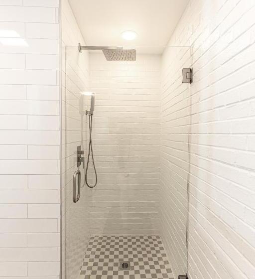 디럭스 스위트 킹 침대, Skylaranna Resort & Spa