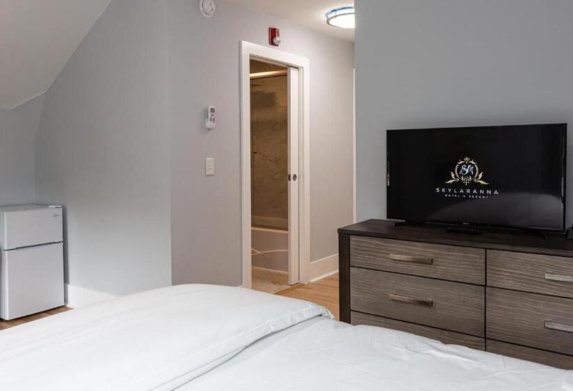 패밀리 스튜디오, Skylaranna Resort & Spa