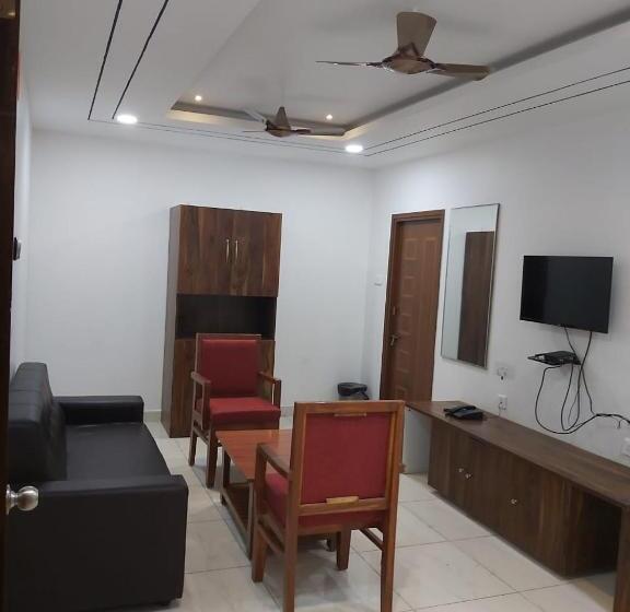 スイート, Sahasra Dla