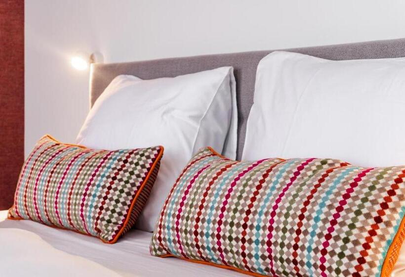 キングサイズベッドのスタンダードルーム, B&b Brasserie Villare