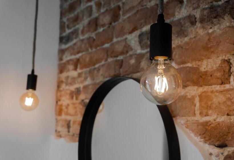 חדר דחוקס עם מיטת קינג, B&b Brasserie Villare