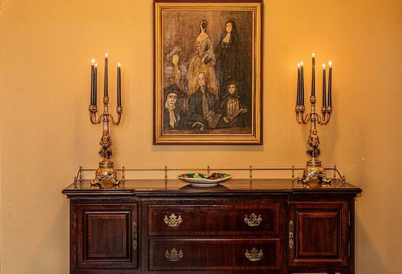 스위트 킹사이즈 침대, Langsford Luxury