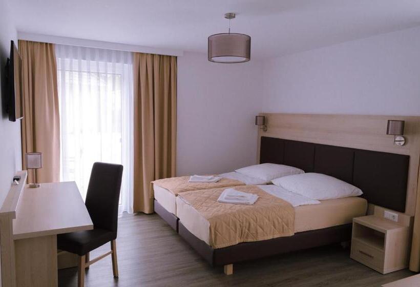 家庭间, Glindower Alpen Pension