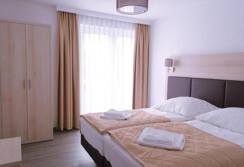 家庭间, Glindower Alpen Pension