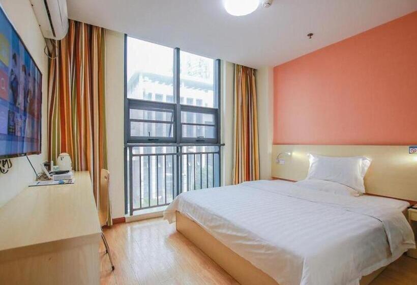 Номер Комфорт, 7 Days Inn Wuhan Jiangxia Century Plaza Branch