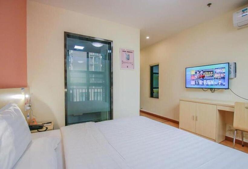 Номер Комфорт, 7 Days Inn Wuhan Jiangxia Century Plaza Branch