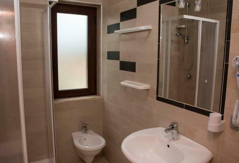 חדר סטנדרט, Cilentiamoci Palinuro