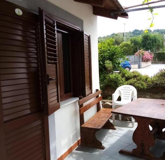 חדר אקונומי, Cilentiamoci Palinuro