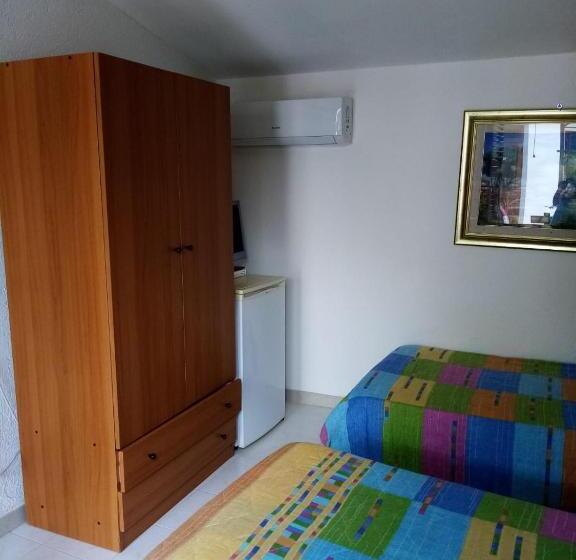 חדר אקונומי, Cilentiamoci Palinuro