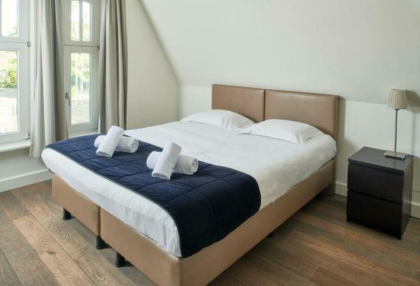 Номер Стандарт, De Statie