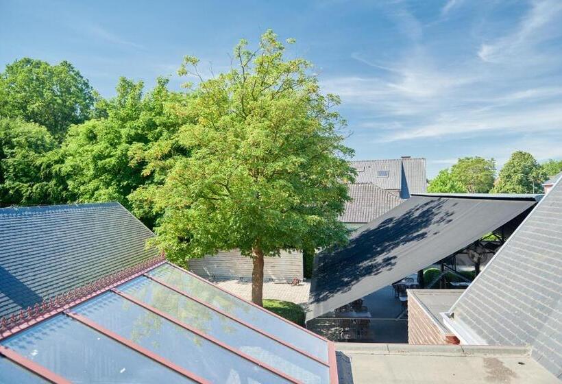 Номер Стандарт, De Statie