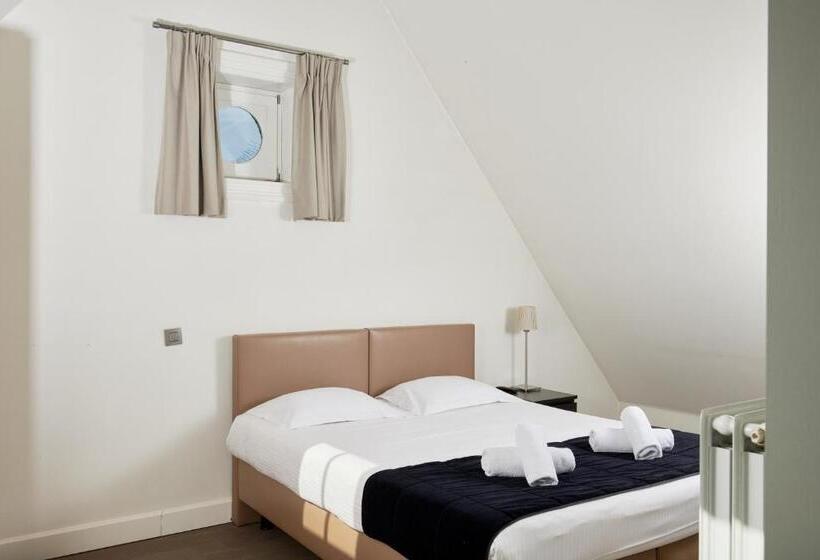 Номер Стандарт, De Statie