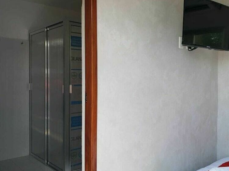 스탠다드 룸, Seyba Bakalar