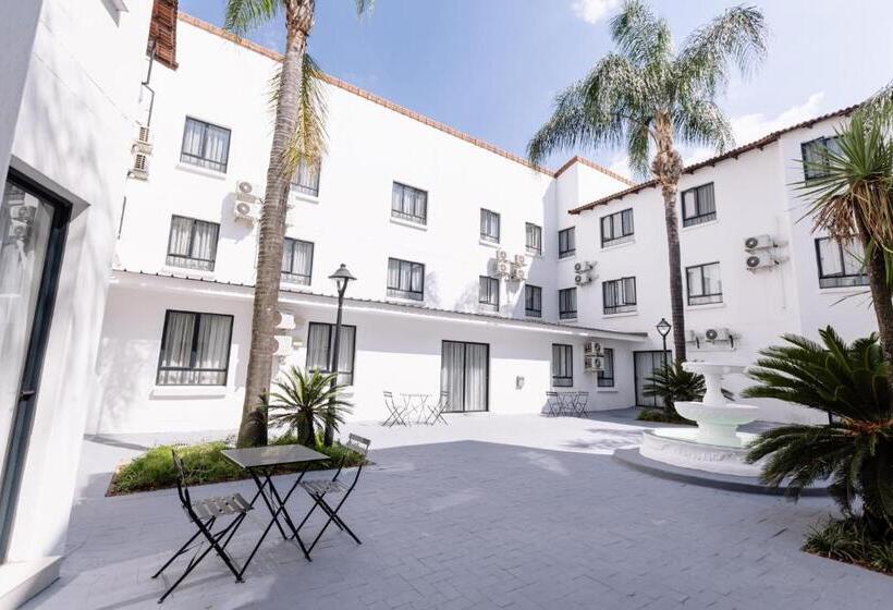 Люкс Deluxe Кровать Кинг, Mint Hotel 84 On Katherine