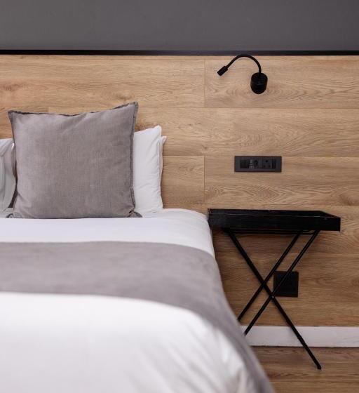 Люкс Executive Кровать Кинг, Mint Hotel 84 On Katherine