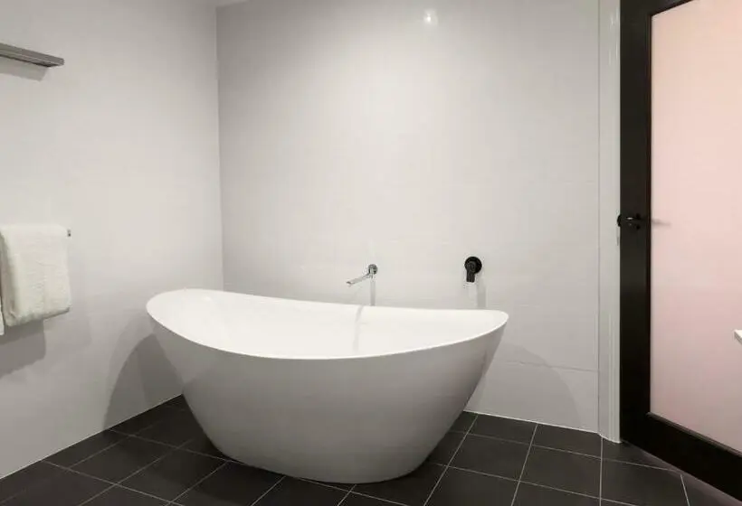 キングサイズベッドのスーペリアルーム, The Abbey Motel Goulburn