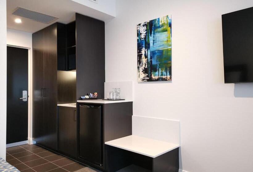 חדר דחוקס עם מיטת קינג, The Abbey Motel Goulburn