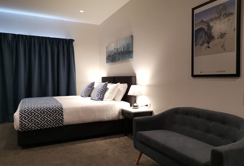 סטודיו דלוקס, The Abbey Motel Goulburn