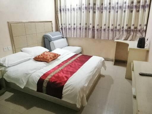 스탠다드 룸 킹사이즈 침대, Dingxi Beifeng Business