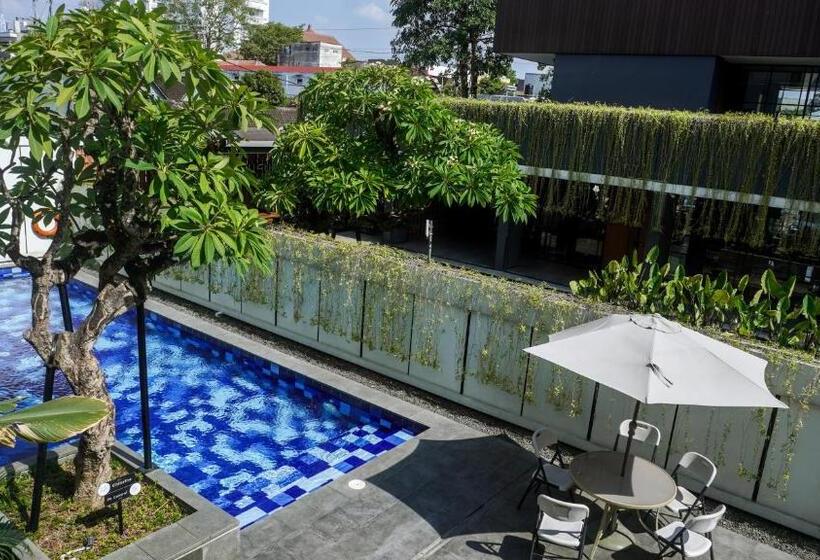 キングサイズベッドのスタンダードルーム, Jw Naungan Coliving