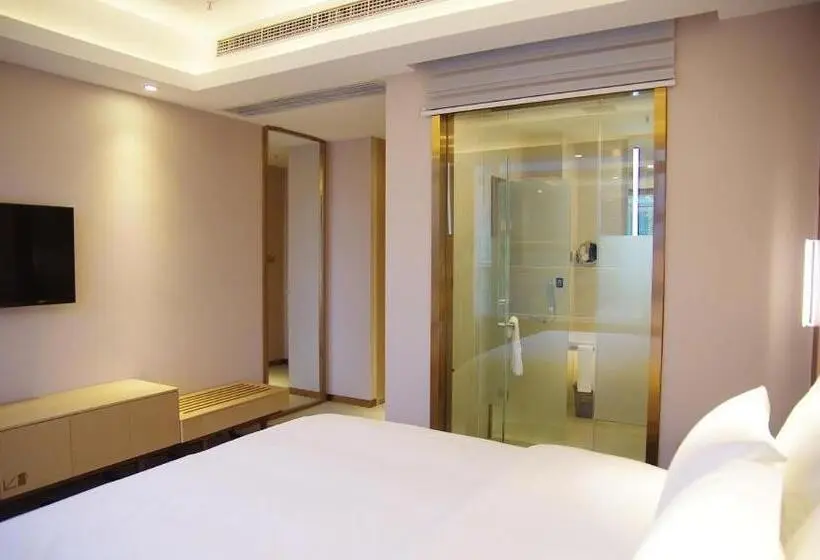 キングサイズベッドのデラックスルーム, Lavande Hotel Neijiang High Speed Railway Station Peace Plaza