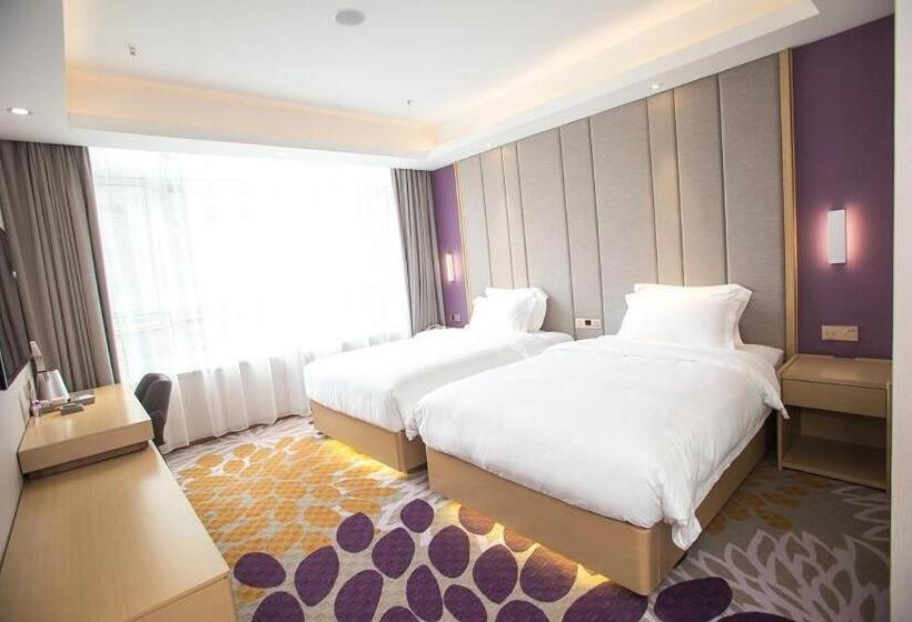 标准房带园景, Lavande Hotel Neijiang High Speed Railway Station Peace Plaza