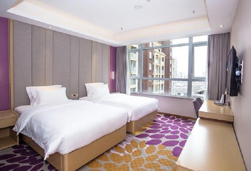 标准房带园景, Lavande Hotel Neijiang High Speed Railway Station Peace Plaza