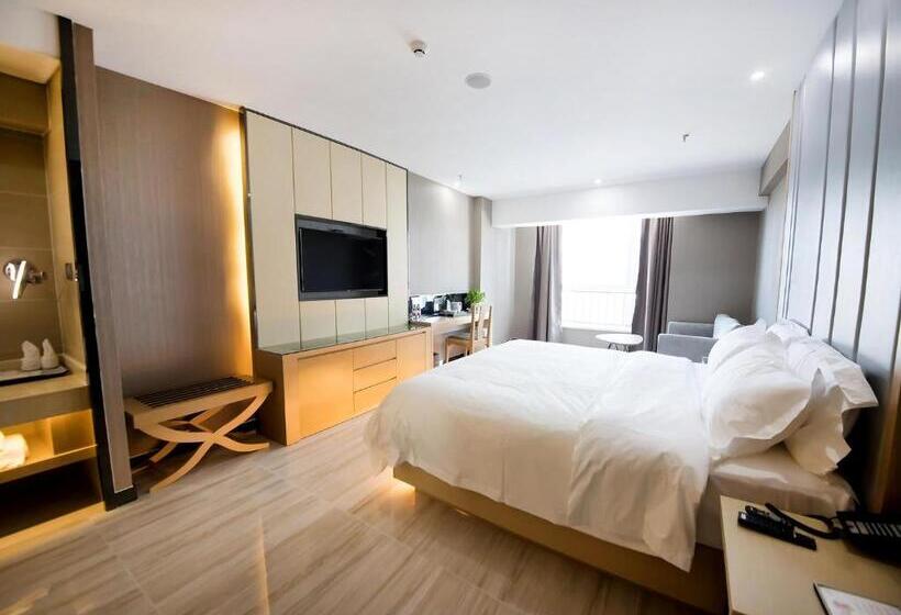 غرفة إدارية سرير كينج, Lavande Hotel Urumqi High Speed Railway Wanda Plaza