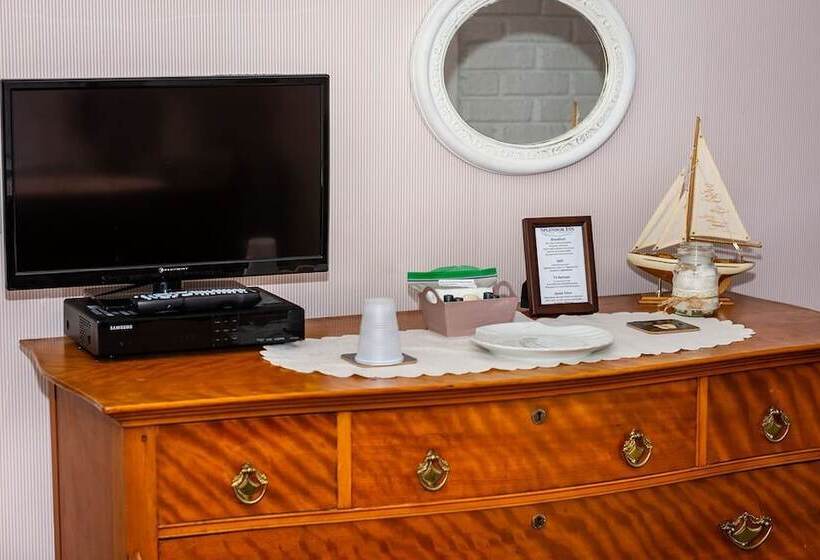 标准三人间共用浴室, Splendor Inn Bed & Breakfast