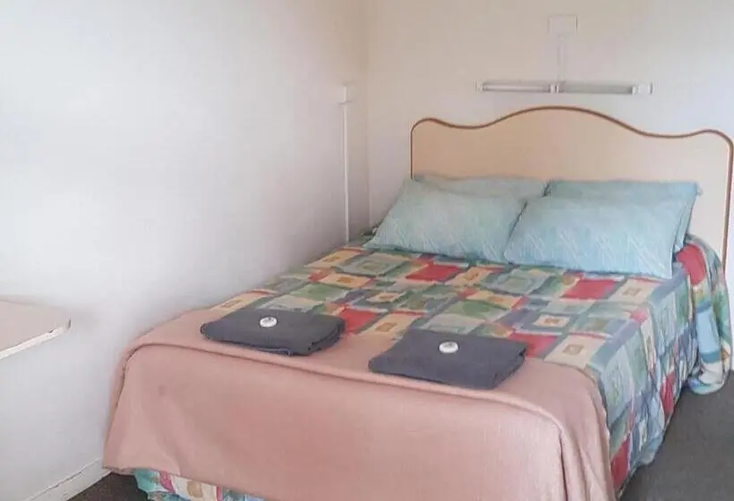 スタンダードルーム, Billabong Motel