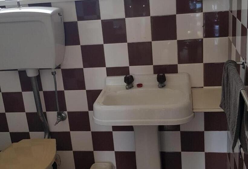 Номер Стандарт, Billabong Motel