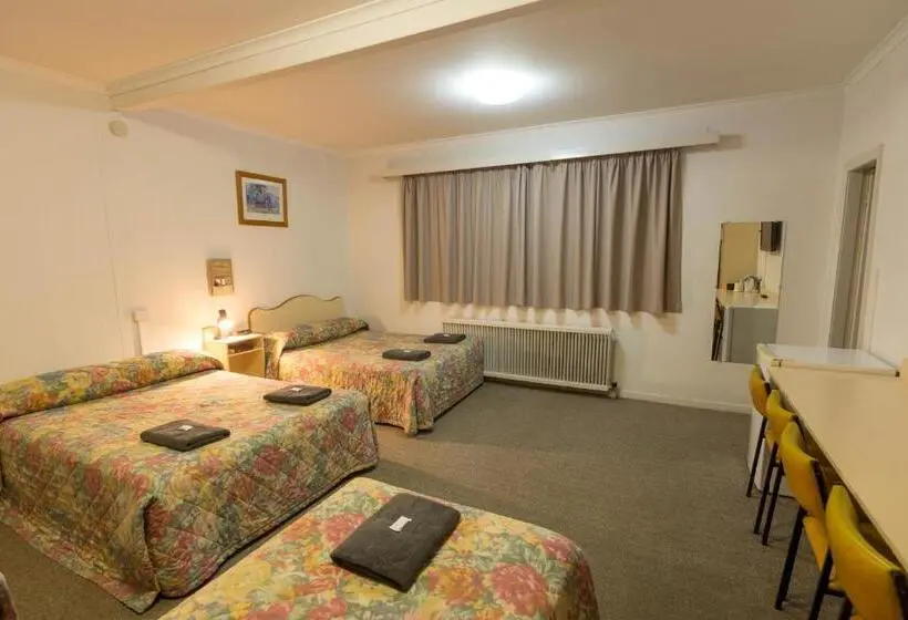 スタンダード４人部屋, Billabong Motel