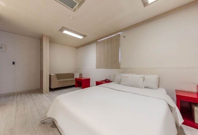 Habitació Estàndard, Asan Carnegie