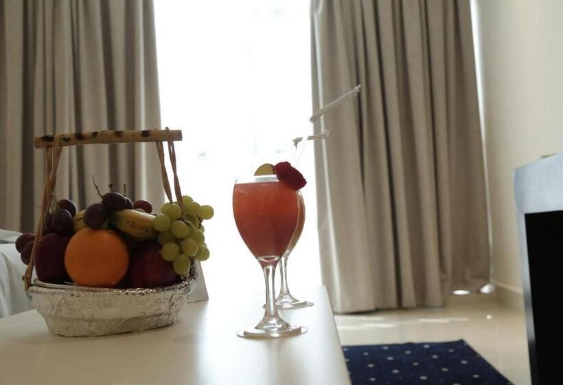 סוויטה, Lamar Al Bawadi