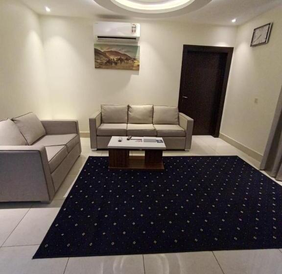 דירת חדר, Lamar Al Bawadi