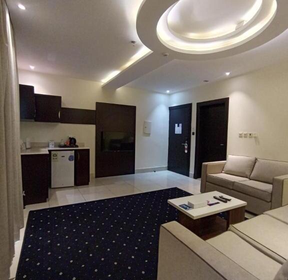 סוויטה, Lamar Al Bawadi