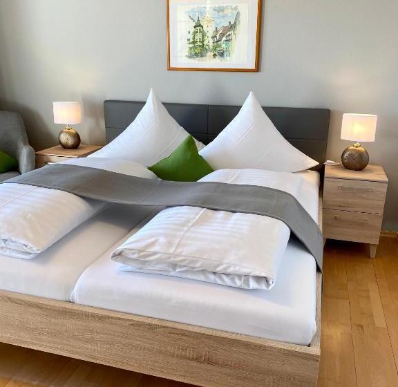 غرفة قياسية مطلّة علي البحر مزوَّدة بشُرفة, Landhaus Sternen