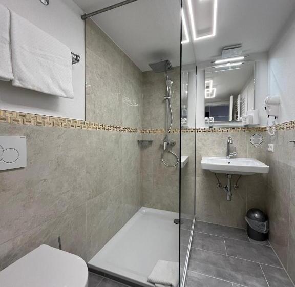 غرفة قياسية مطلّة علي البحر مزوَّدة بشُرفة, Landhaus Sternen