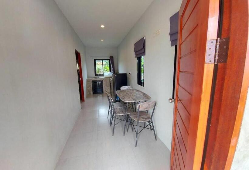 בית, חדר שינה 1, Malinee Resort