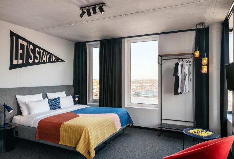 带大床的豪华间, The Social Hub Delft