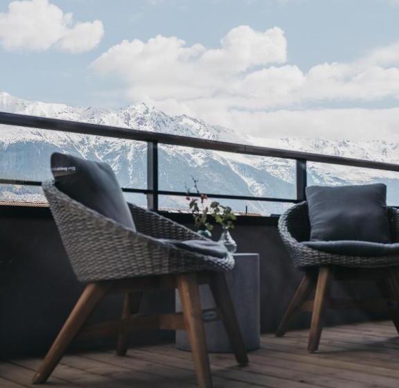 2居室公寓式酒店, Vaya Ladis